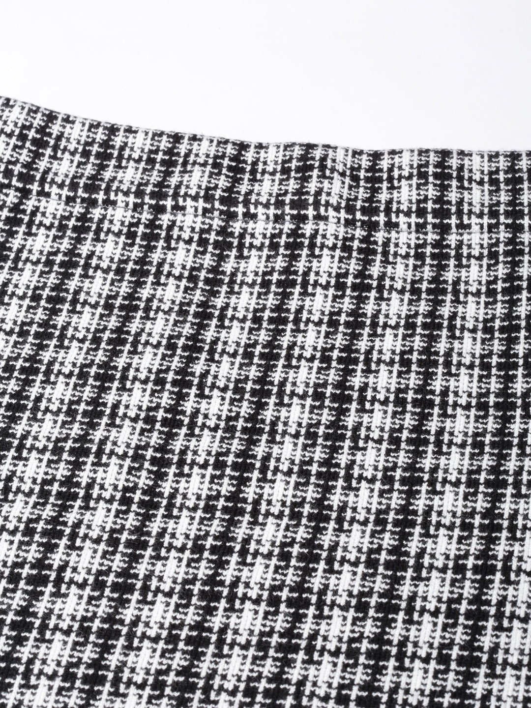 Women's Black Self-Design Abstract Pencil Mini Skirt