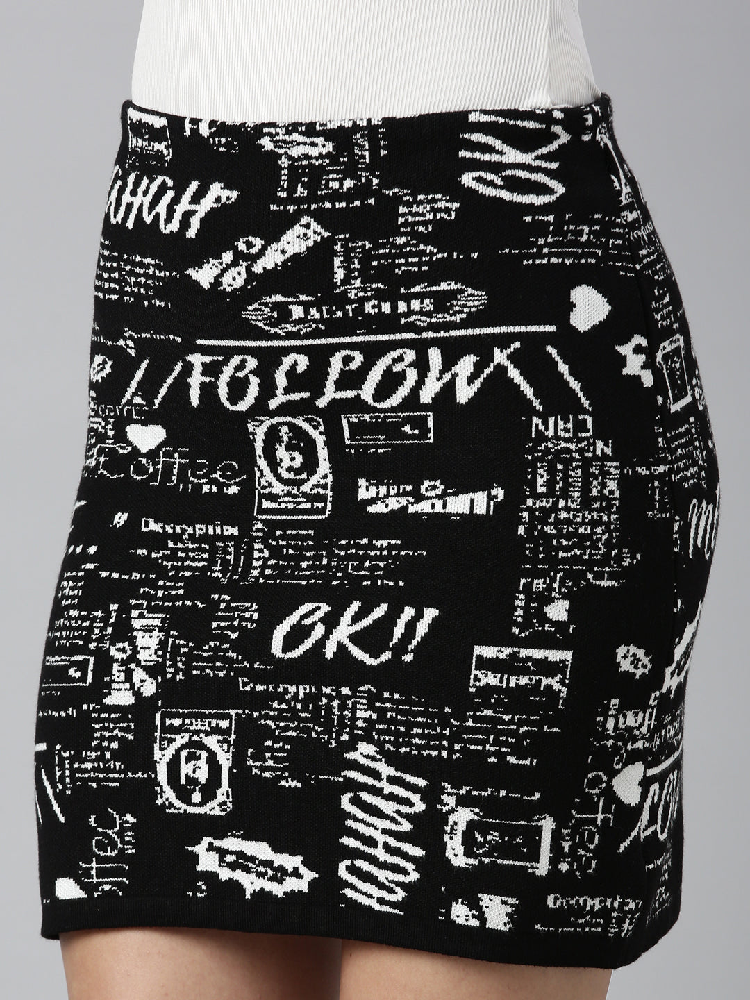 Women's Black Typography Printed Pencil Mini Skirt