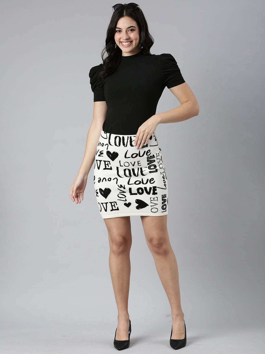 Women's Black Printed Pencil Mini Skirt