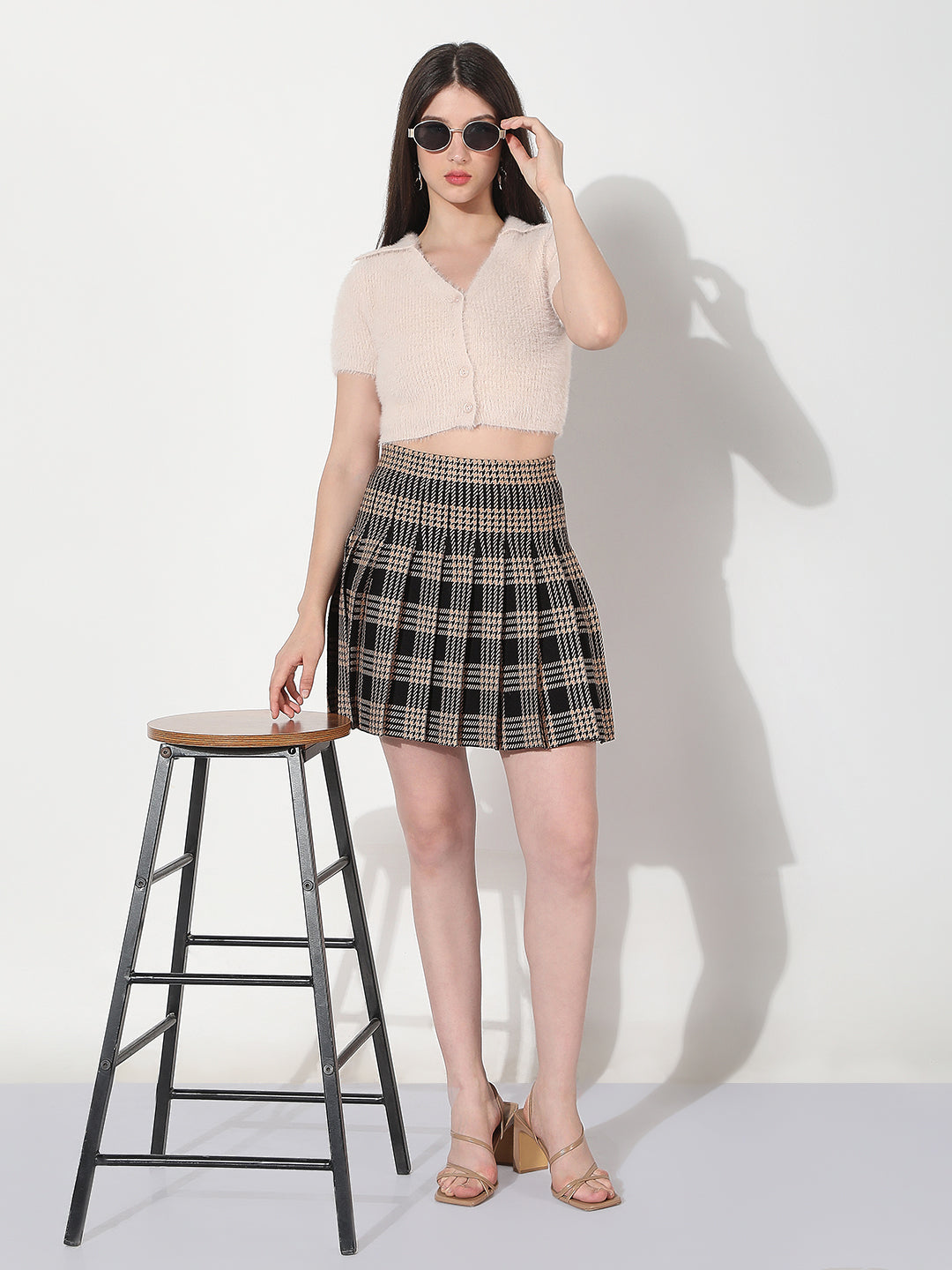 Women's Geometric Black Flared Mini Skirt
