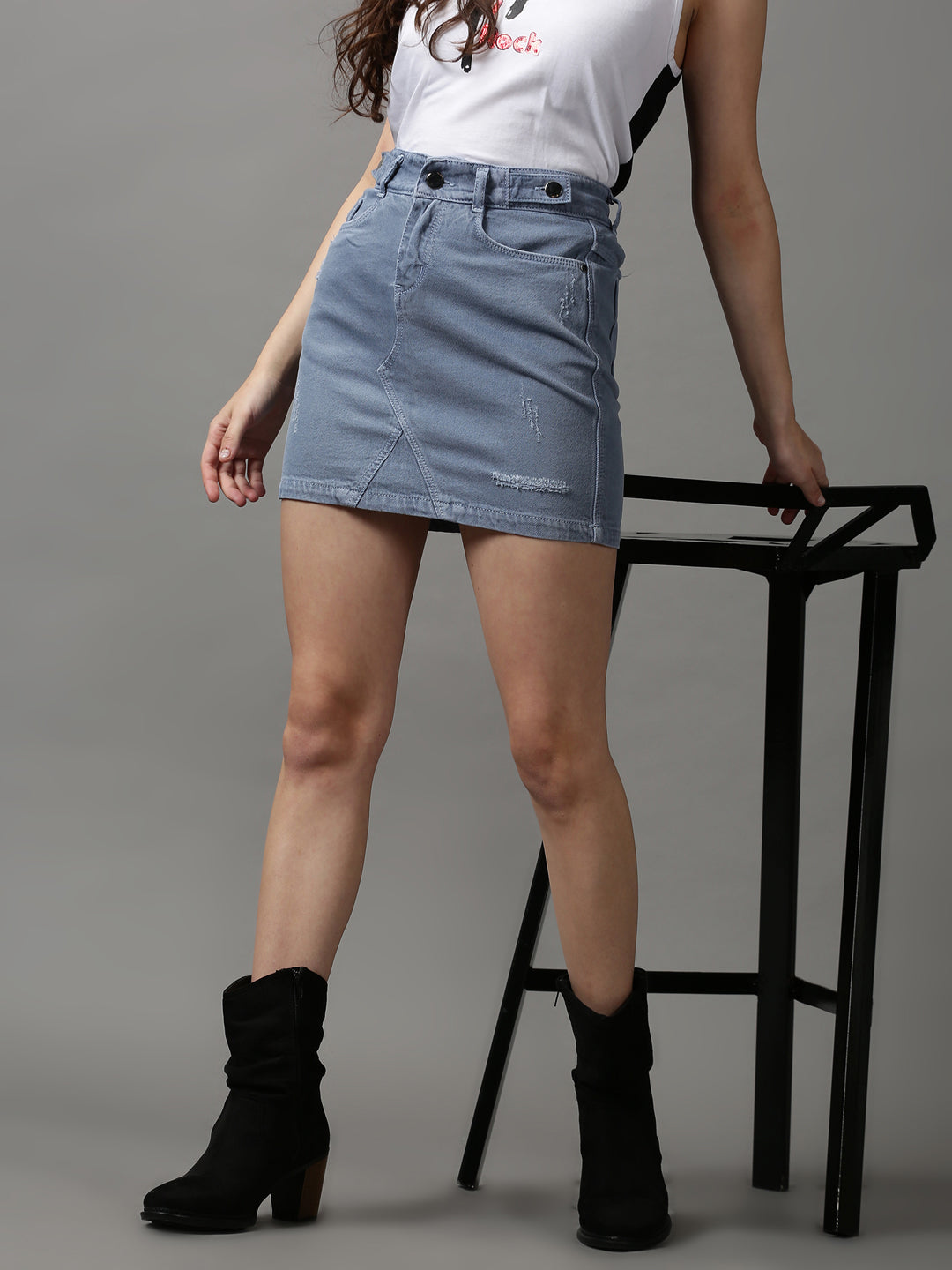 Women's Blue Solid Straight Mini Skirt