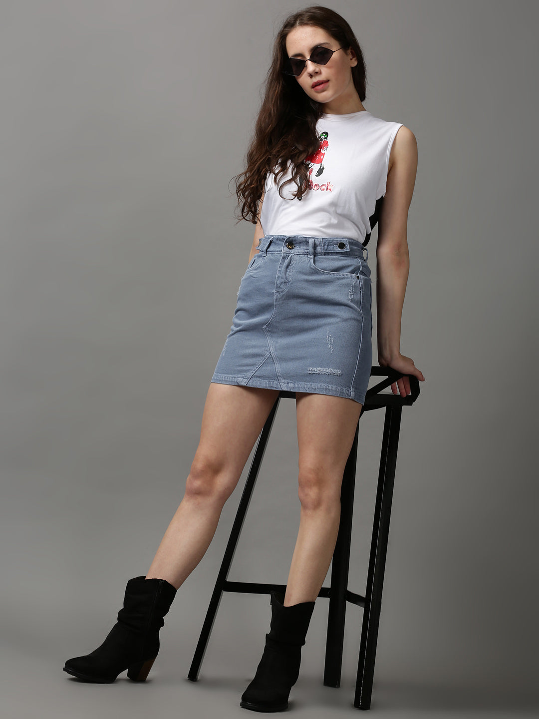 Women's Blue Solid Straight Mini Skirt