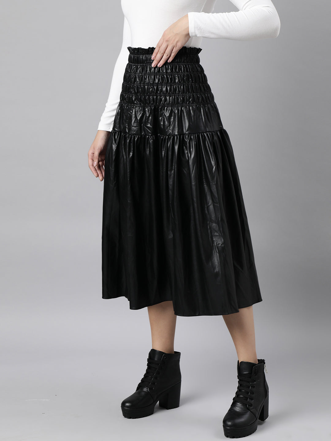 Women's Black Flared Midi Skirts