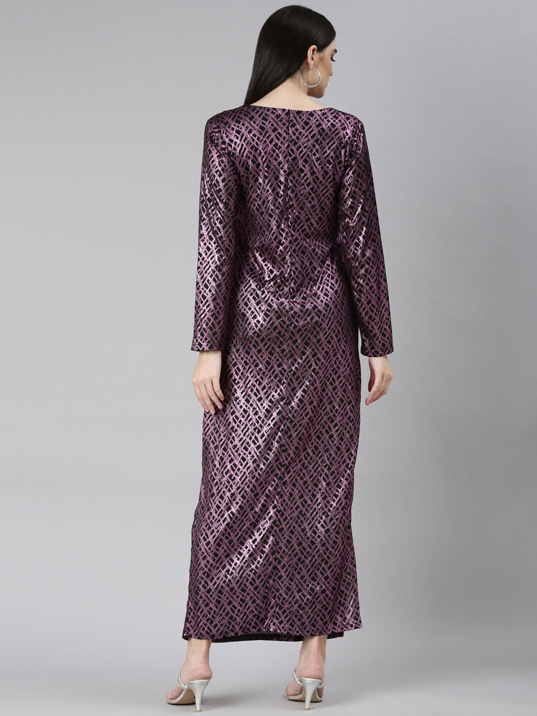 Women's Mauve Geometric Printed V-Neck Gathered Detail Fit & Flare Maxi Dress