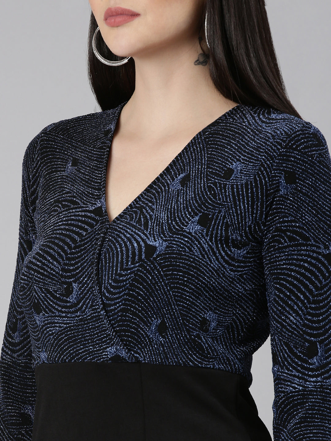 Women's Blue Abstract Printed Embellished V-Neck Sheath Dress