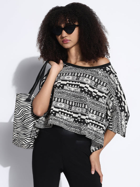 Women's Black Extended Sleeves Geometric Boxy Crop Top