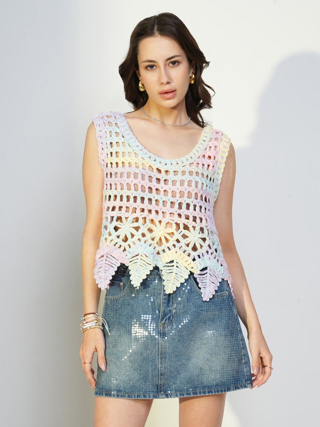 Women's Blue Self Design Sleeveless Crochet Crop Top