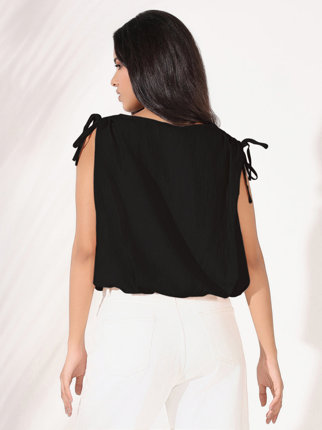 Women's Solid Black V-Neck Blouson Crop Top