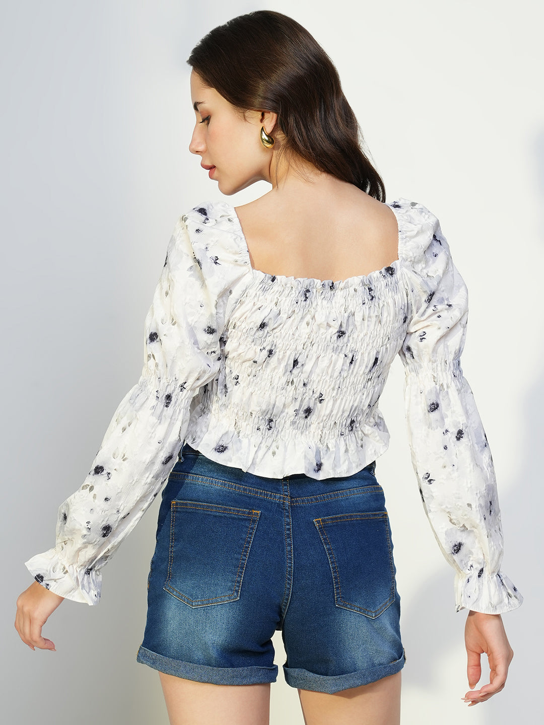 Women's Grey Floral Printed Puff Sleeve Crepe Crop Top