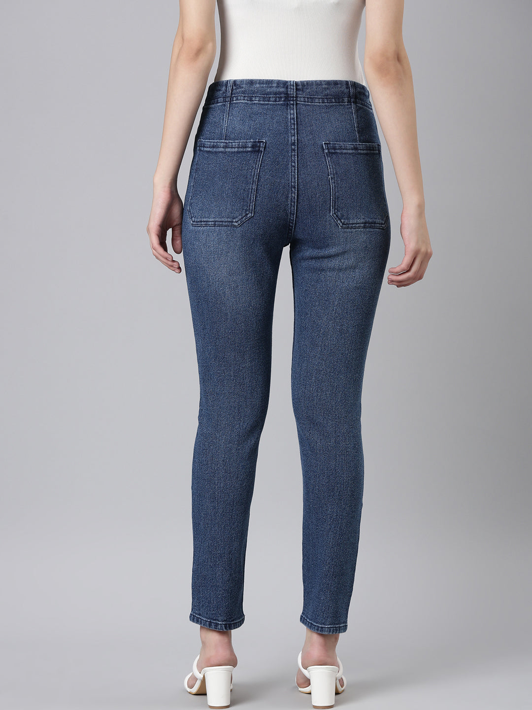 Women's Blue Regular Fit Mid-Rise Denim Jeans