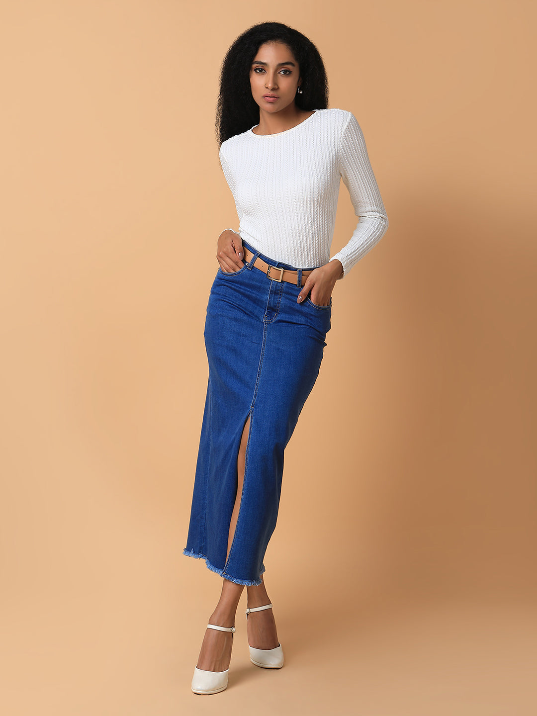 Women's Blue Solid Straight Maxi Denim Skirt with Belt