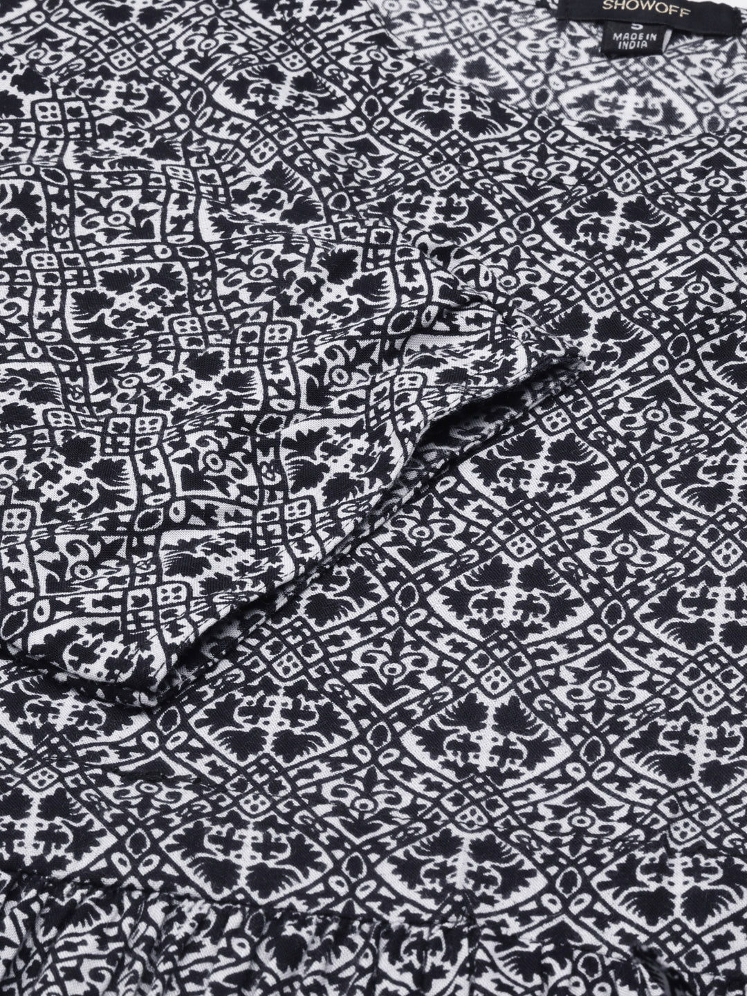 Women's Navy Blue Geometric Printed Roll Up Sleeves Fit And Flare Dress